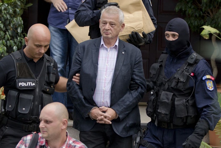 Calea de atac se va exercita odată cu fondul cauzei