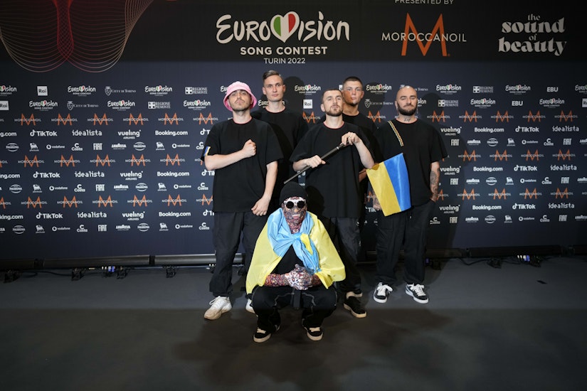 Orchestra Kalush din Ucraina după ce a câștigat Marea Finală a Eurovision Song Contest 2022 