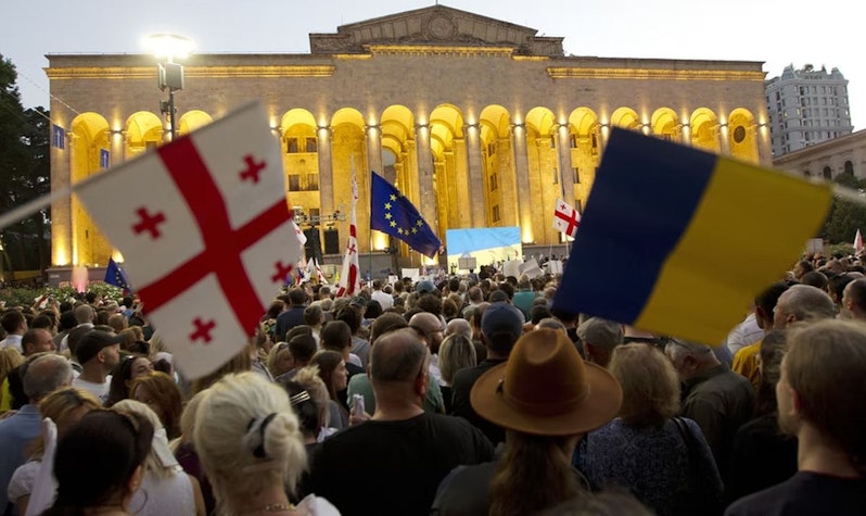 Georgienii își strigă nemulțumirile și față de guvern