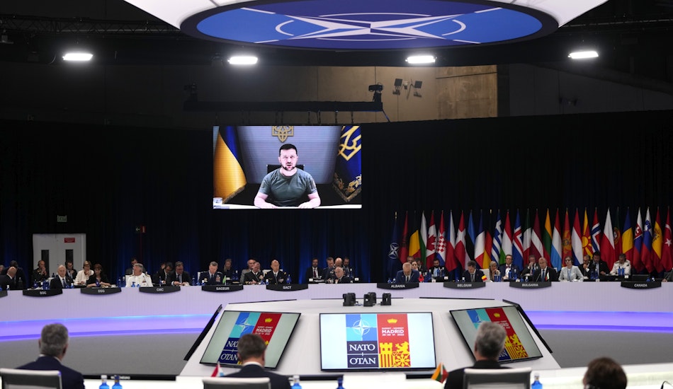 Zelenski s-a adresat liderilor NATO printr-o videoconferinţă, în timpul summitului Alianţei de la Madrid