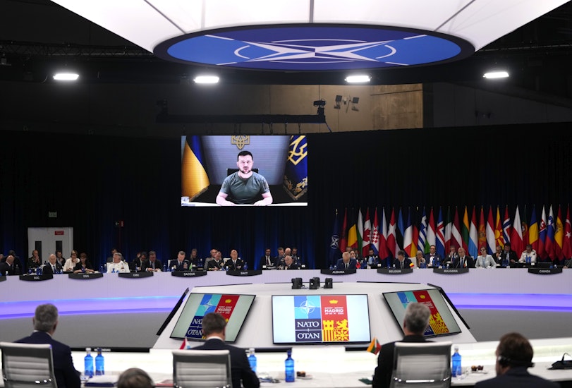 Zelenski s-a adresat liderilor NATO printr-o videoconferinţă, în timpul summitului Alianţei de la Madrid