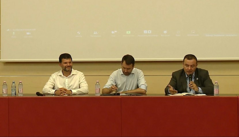 La nouă luni de la precedentele alegeri interne, membrii USR își pot vota, începând de azi, viitorul lider. Dezbatere USR