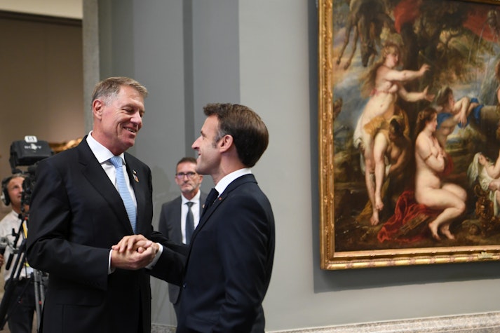 Klaus Iohannis, Emmanuel Macron 