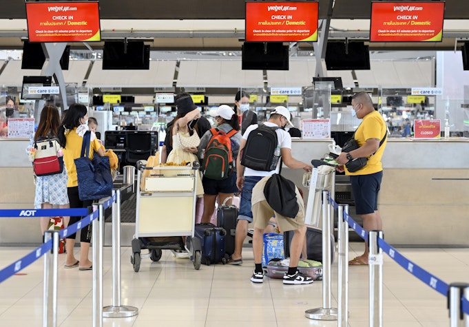 Sindicaliștii personalului din aviație sunt în grevă