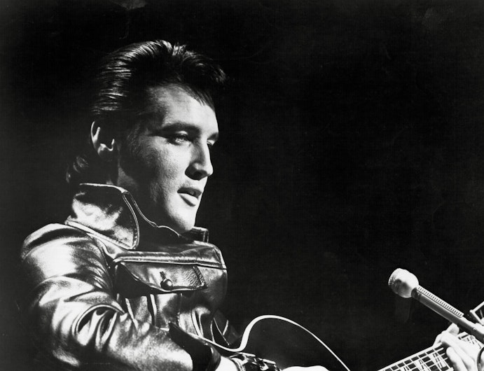 Elvis Presley în 1968, în cadrul emisiunii sale speciale Comeback Special pentru televiziune