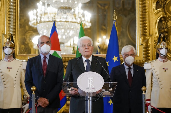 Președintele Italiei Mattarella dizolvă Parlamentul