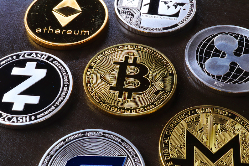 Aur, cripto, acțiuni - care este cel mai puternic activ? Sfârșitul Bitcoin? - Tavex