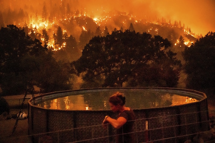Incendiul s-a extins la peste 207 km pătrați, la doar două zile după ce a izbucnit