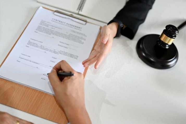 contract de munca