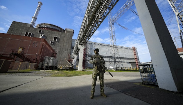 Militar rus la Centrala nucleară de la Zaporojie