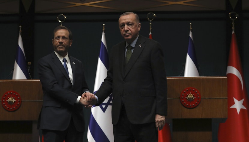 Președintele Israelului, Isaac Herzog, și președintele Turciei, Recep Tayyip Erdoğan