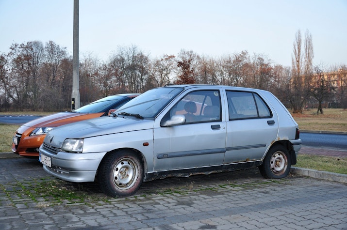 mașină veche