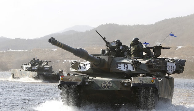 exercitii miltiare tanc coreea de sud