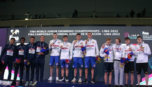România, campioană mondială la înot în proba de ștafetă, la juniori