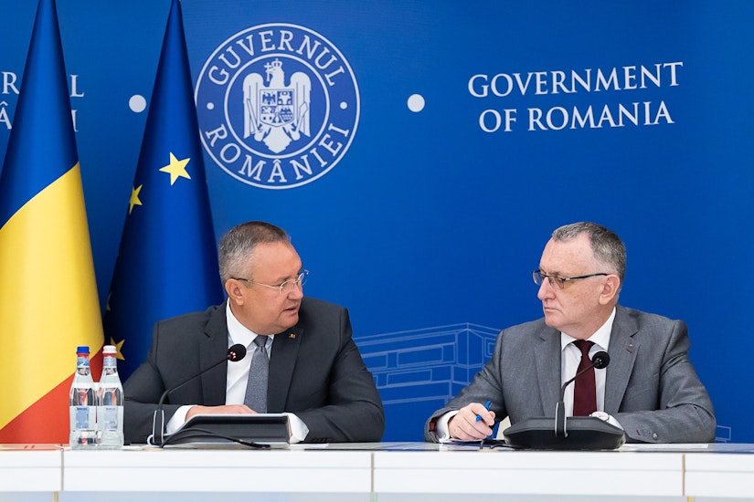 Premierul Nicolae Ciucă și ministrul Educației, Sorin Cîmpeanu