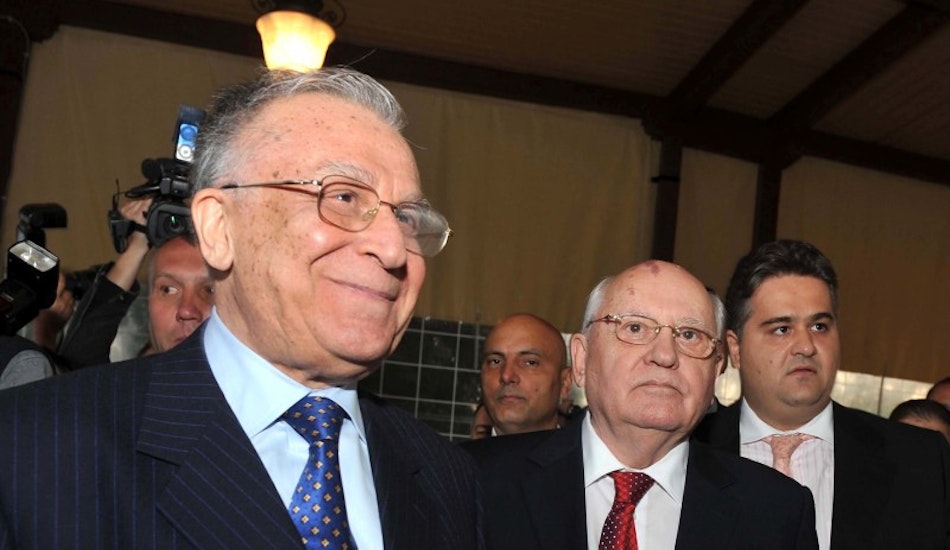 Fostul președinte Ion Iliescu, alături de Mihail Gorbaciov