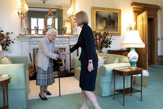 Regina Elisabeta a II-a si Liz Truss