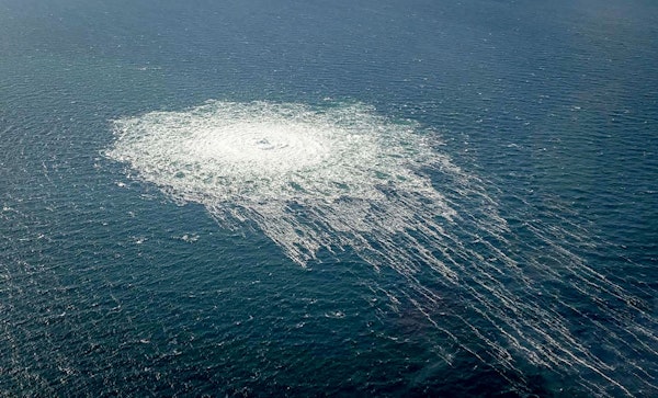 Scurgeri de gaze la conducta Nord Stream.