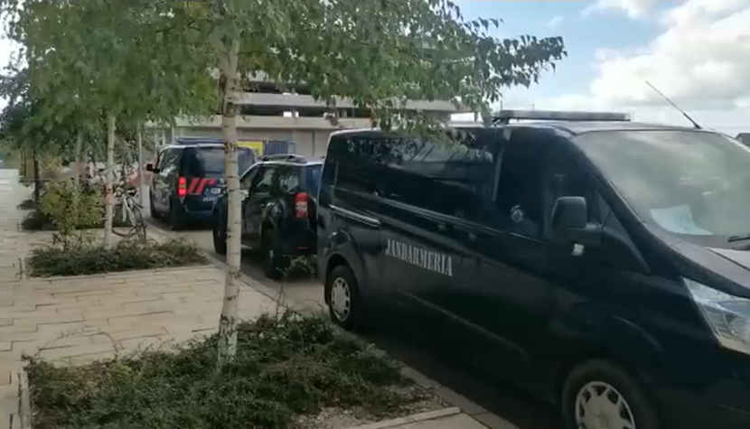 percheziții percheziții