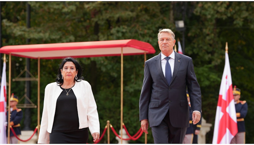 Klaus Iohannis: „România preia mandatul de Punct de Contact NATO în Georgia” Klaus Iohannis