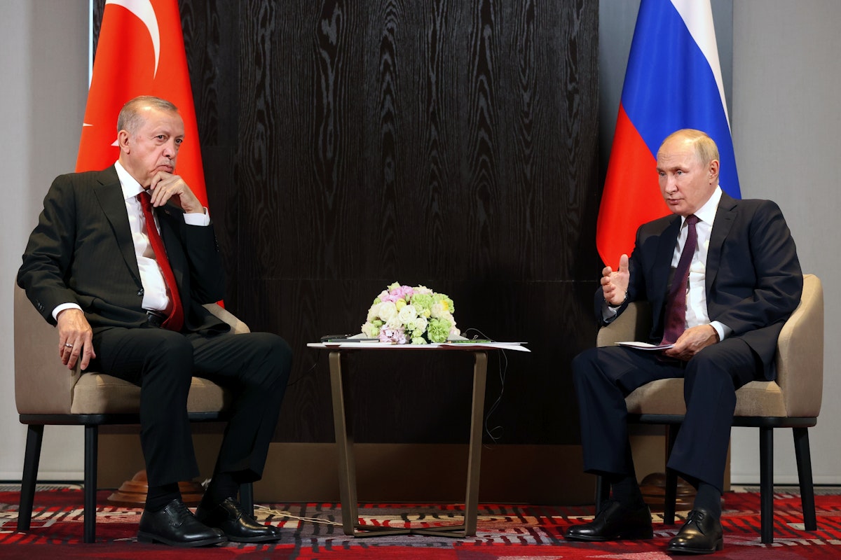 Rusia confirmă discuții cu Turcia despre sistemele S-400