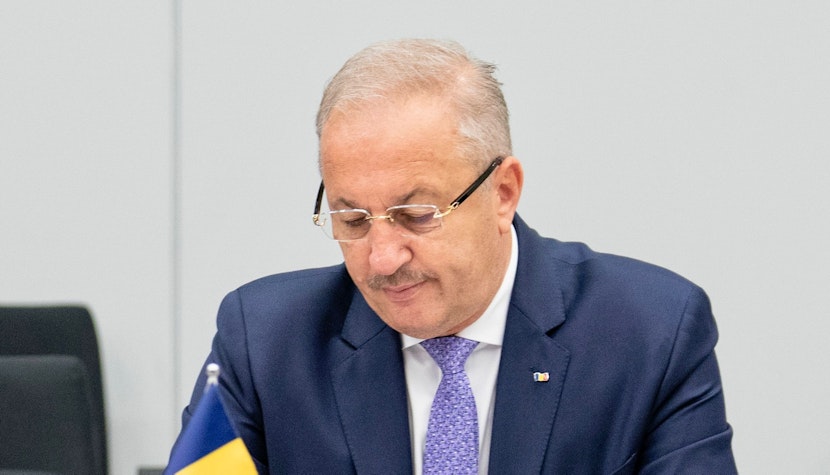 Ministrul Apărării, prezent la reuniunea ministerială NATO. Vasile Dîncu