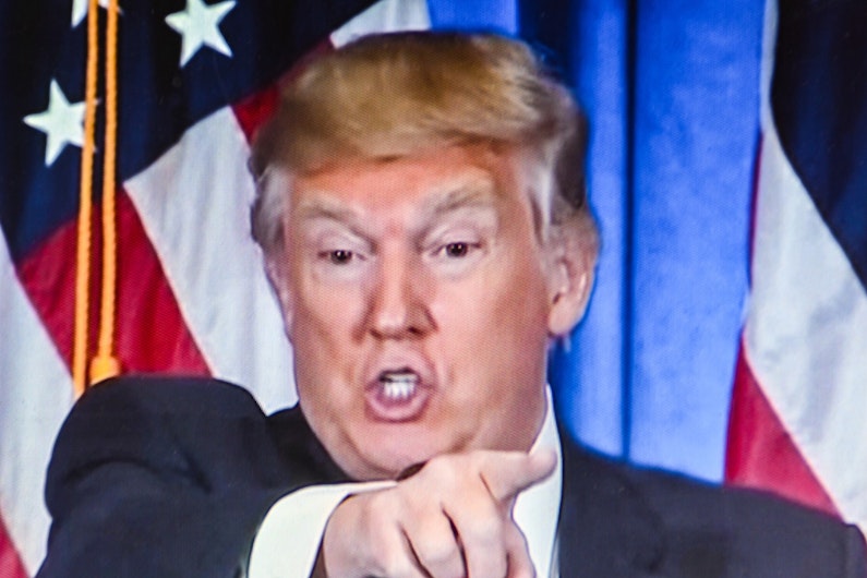 Fostul președinte Donald Trump și-a făcut propria rețea de socializare după ce a fost interzis pe Twitter și Facebook
