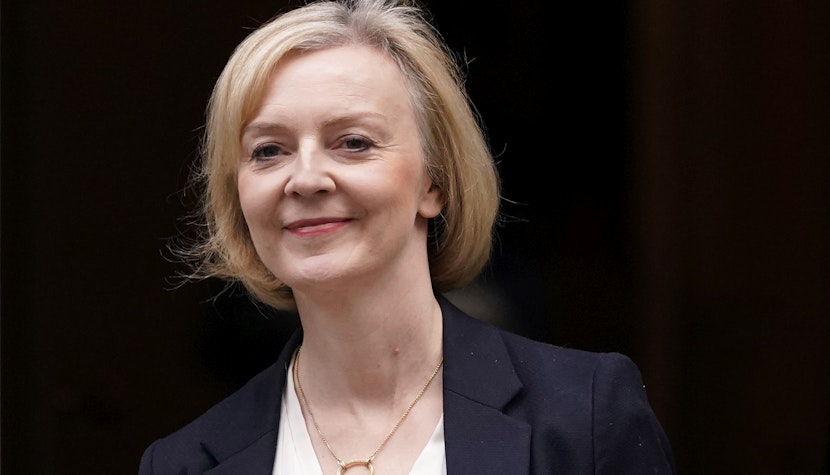 Peste jumătate dintre britanici cred că Liz Truss ar trebui să demisioneze de la conducerea guvernului Liz Truss