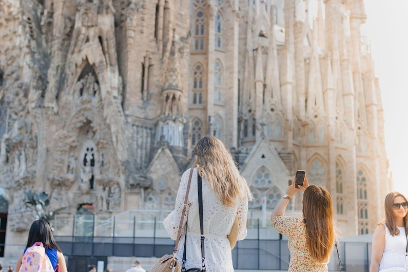 Barcelona este copleșită de numărul vizitatorilor.