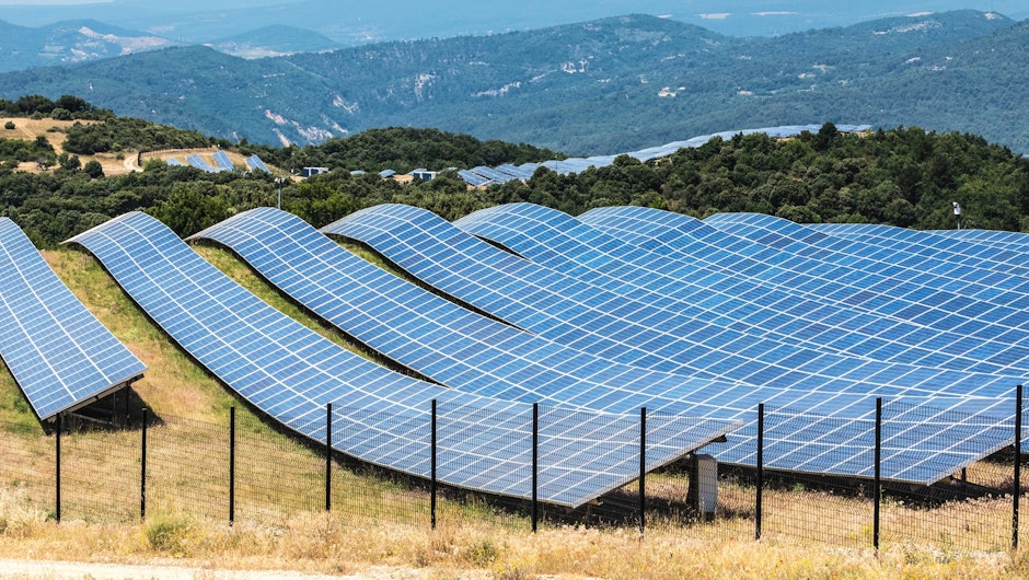 response Reporter Accepted Cel mai mare parc fotovoltaic din Europa se construiește la Arad și va  costa 800 de milioane de euro
