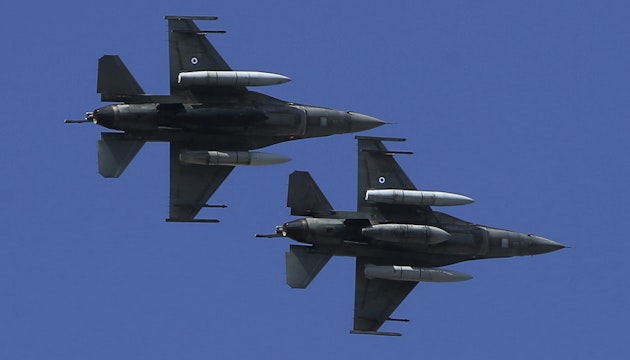 Avioane F-16