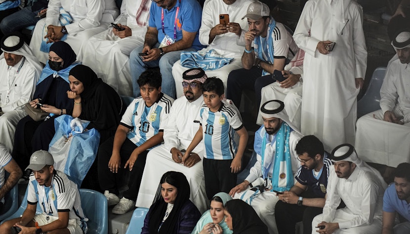 Doar două meciuri au loc sâmbătă, în prima zi a fazei eliminatorii de la Cupa Mondială fani argentina