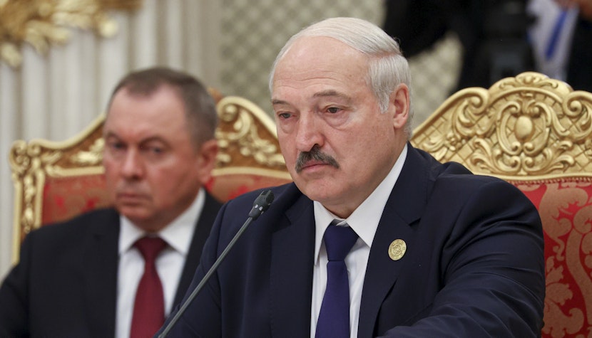 Ministrul rus al Apărării Serghei Şoigu și președintele belarus Alexander Lukașenko au purtat discuții Alexander Lukașenko