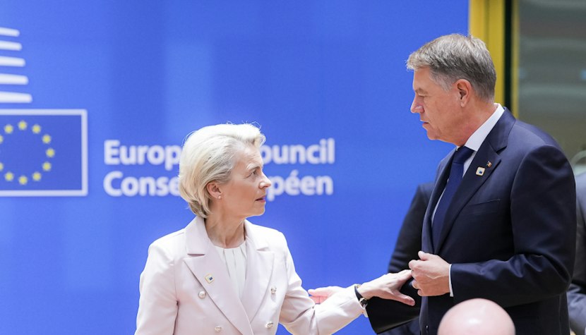 Ursula von der Leyen, președintele Comisiei Europene, alături de Klaus Iohannis, președintele României