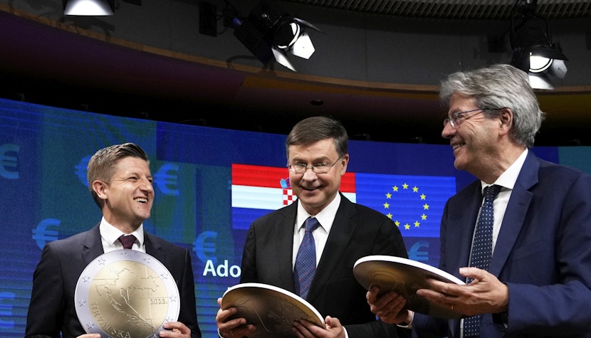 Croația va adopta euro de la 1 ianuarie 2023