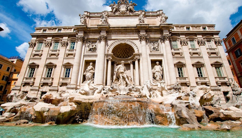 Turiștii aruncă peste 1 milion de euro în Fontana di Trevi în fiecare an fontana di trevi