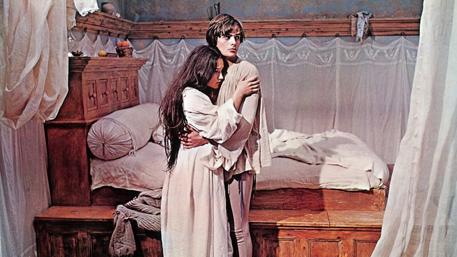 Actorii principali din și Julieta'' (1968), minori atunci, dau judecată Paramount Pictures pentru abuz sexual