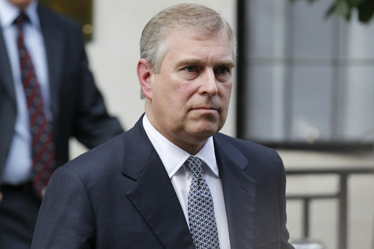 Fostul prinț Andrew contestă legalitatea mandatelor poliției în ancheta Epstein