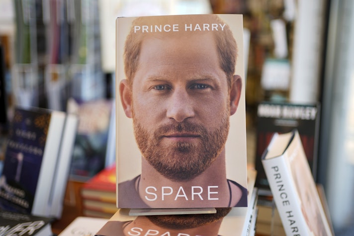 cartea prințului harry