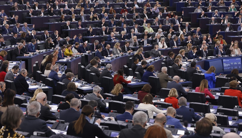 Eurodeputaţii permit Parchetului European să ceară ridicarea imunităţii parlamentare Parlamentul European