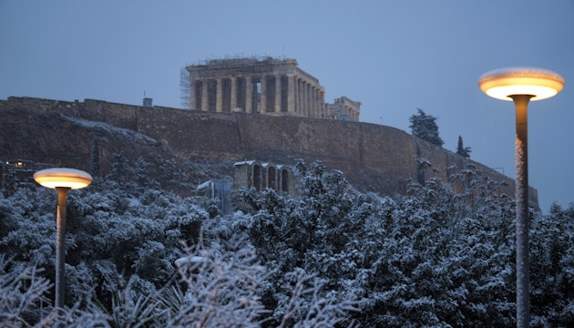 Grecia este afectată de un val frig, însoțit de vânturi puternice