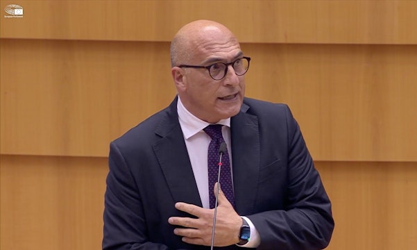 Eurodeputatul italian Andrea Cozzolino