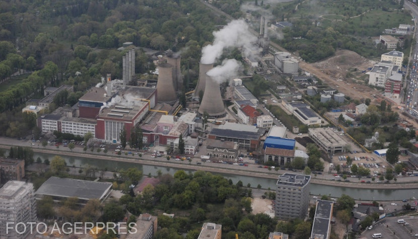 În România, o treime din energia electrică a țării în fiecare an este produsă în vechile centrale pe cărbune sau pe gaze naturale, iar din acest motiv creșterea prețurilor la gaz a fost resimțită și de către clienți. agerpres_cet grozavesti