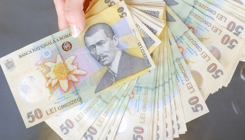 Salariile aleșilor locale vor fi majorate bacnote de 50 de lei