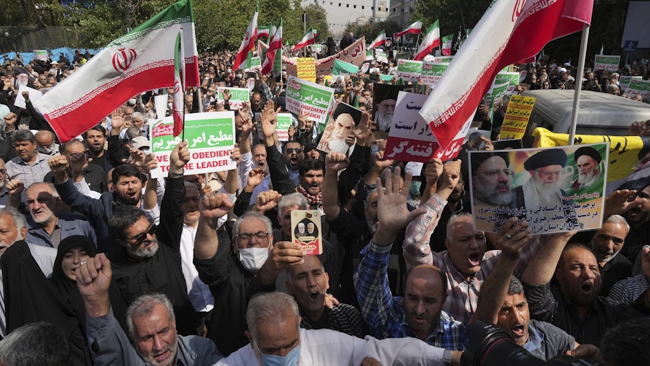 Protestatari în Iran
