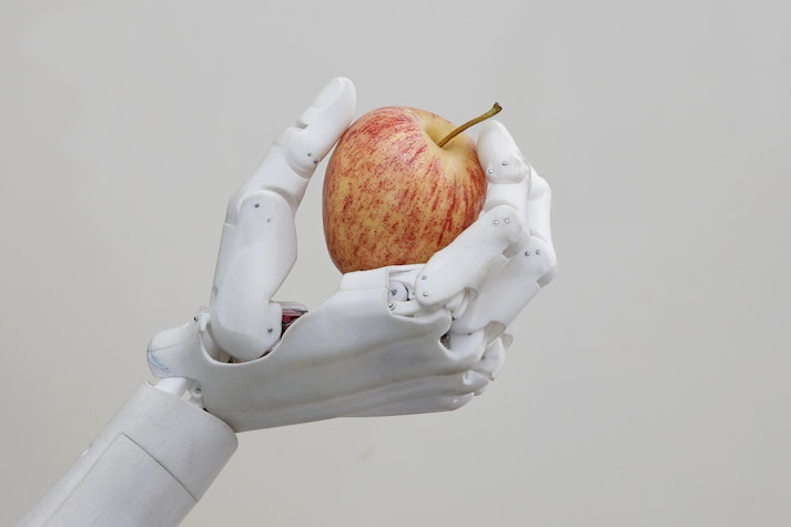 În ultimele luni, asistăm la o adevărată „goană după aur” în ceea ce privește start-up-urile care implementează Inteligența Artificială