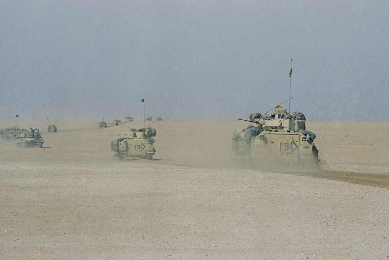 Vehicule blindate ale Armatei SUA în timpul Operațiunii „Furtună în Deșert” - operațiunea de eliberare a Kuweitului