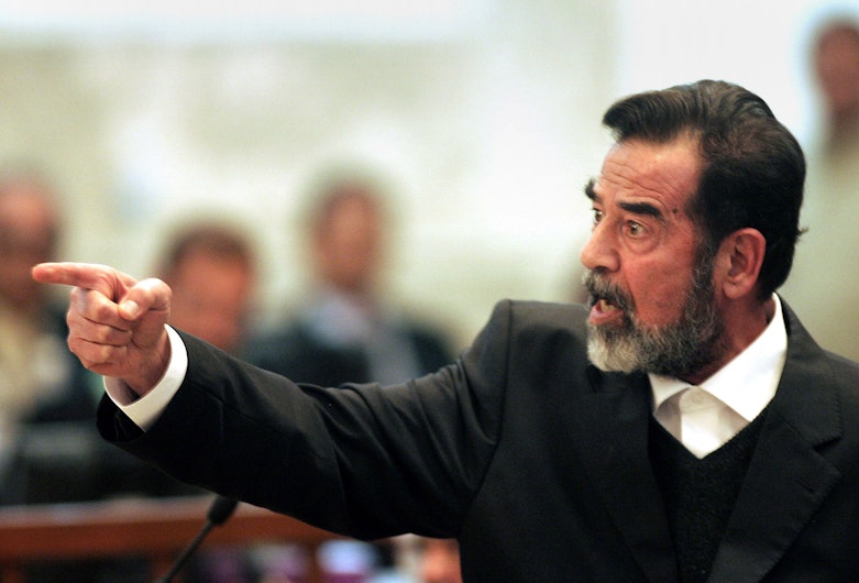 Fostul dictator irakian, Saddam Hussein în timpul procesului