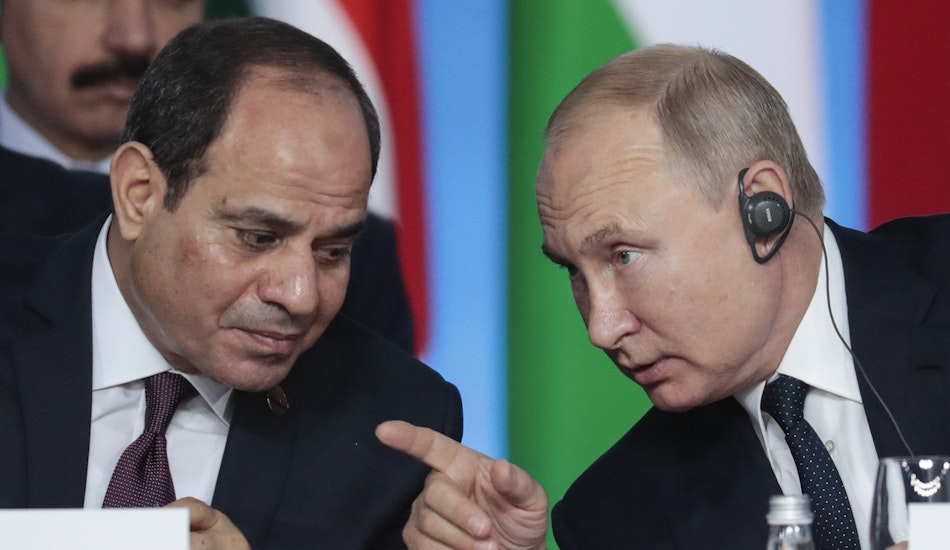 Președintele egiptean Abdel Fattah El-Sisi, alături de Vladimir Putin