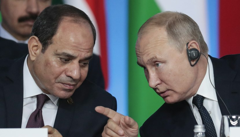 Președintele egiptean Abdel Fattah El-Sisi, alături de Vladimir Putin Președintele egiptean Abdel Fattah El-Sisi, alături de Vladimir Putin